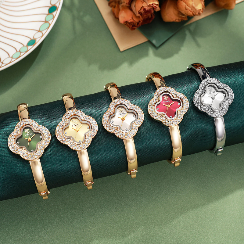 Relógio de Pulso Feminino de L - Luxury Watch Girl avaliação e preço