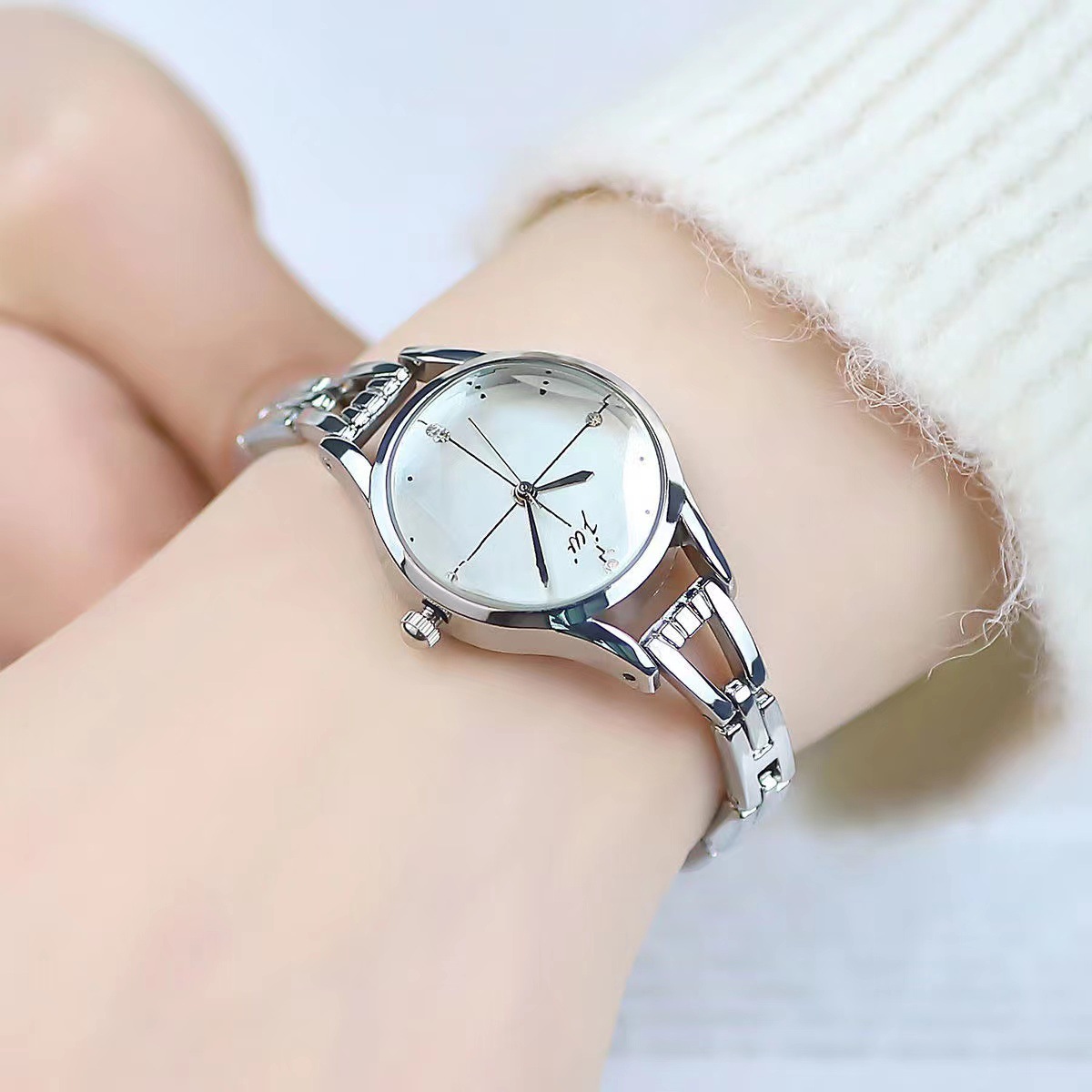 Pulseira relógio para mulheres - Luxury Watch Girl avaliação e preço
